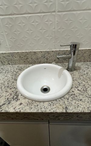 Casa para alugar com 200m², 2 quartos e 2 vagasBanheiro da Suíte 2