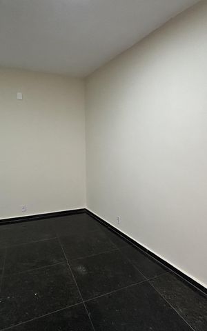 Casa para alugar com 200m², 2 quartos e 2 vagasSala