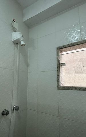 Casa para alugar com 200m², 2 quartos e 2 vagasBanheiro Social 1