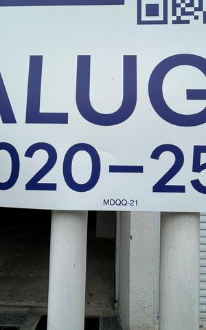 Casa para alugar com 200m², 2 quartos e 2 vagasCódigo