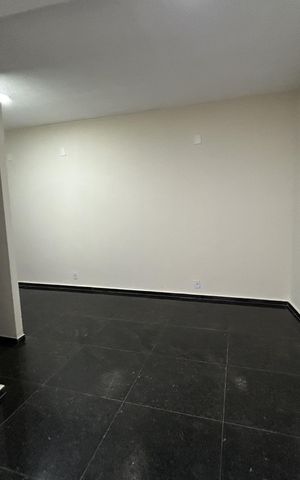 Casa para alugar com 200m², 2 quartos e 2 vagasSala