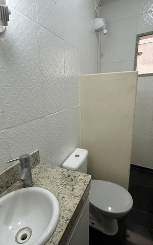 Casa para alugar com 200m², 2 quartos e 2 vagasBanheiro Social 1