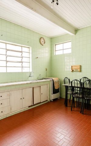 Casa à venda com 96m², 3 quartos e sem vaga Casa à venda com 96m², 3 quartos e sem vagaCozinha