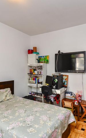 Apartamento à venda com 150m², 4 quartos e 2 vagas Apartamento à venda com 150m², 4 quartos e 2 vagasQuarto 2
