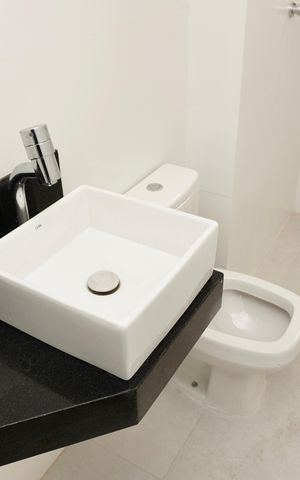 Apartamento à venda com 180m², 3 quartos e 2 vagas Apartamento à venda com 180m², 3 quartos e 2 vagasBanheiro Social