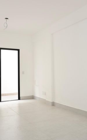 Apartamento à venda com 180m², 3 quartos e 2 vagas Apartamento à venda com 180m², 3 quartos e 2 vagasSala