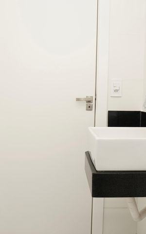 Apartamento à venda com 180m², 3 quartos e 2 vagas Apartamento à venda com 180m², 3 quartos e 2 vagasBanheiro Social