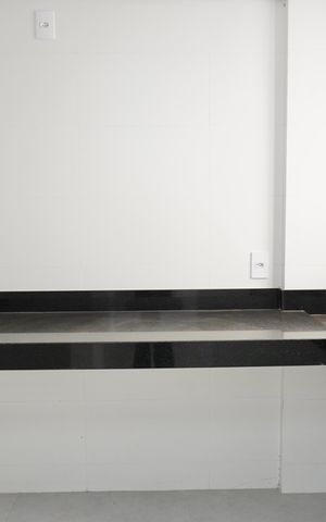 Apartamento à venda com 180m², 3 quartos e 2 vagas Apartamento à venda com 180m², 3 quartos e 2 vagasCozinha e Área de Serviço