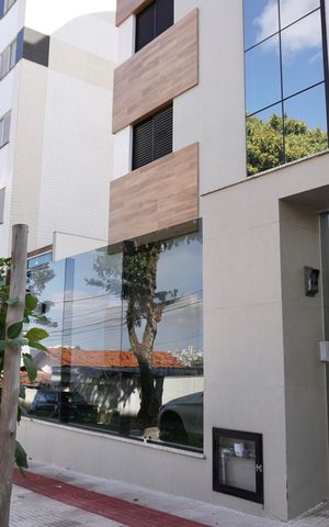 Apartamento à venda com 180m², 3 quartos e 2 vagas Apartamento à venda com 180m², 3 quartos e 2 vagasFachada do Prédio