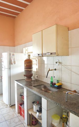 Apartamento para alugar com 1300m², 4 quartos e 6 vagas Apartamento para alugar com 1300m², 4 quartos e 6 vagasCozinha e Área de Serviço