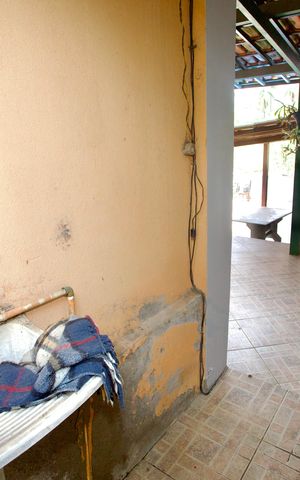 Apartamento para alugar com 1300m², 4 quartos e 6 vagas Apartamento para alugar com 1300m², 4 quartos e 6 vagasCozinha e Área de Serviço