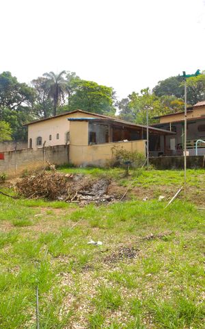 Apartamento para alugar com 1300m², 4 quartos e 6 vagas Apartamento para alugar com 1300m², 4 quartos e 6 vagasÁrea Verde
