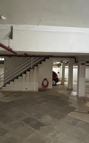 Apartamento à venda com 40m², 2 quartos e 2 vagas Apartamento à venda com 40m², 2 quartos e 2 vagasGaragem