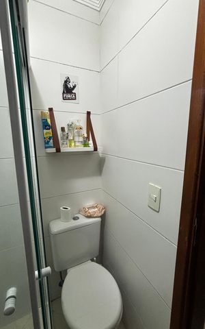 Apartamento à venda com 40m², 2 quartos e 2 vagas Apartamento à venda com 40m², 2 quartos e 2 vagasBanheiro