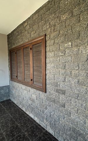 Casa à venda com 290m², 3 quartos e 3 vagasVaranda