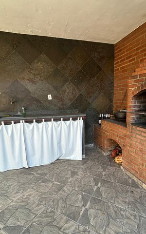 Casa à venda com 290m², 3 quartos e 3 vagasChurrasqueira