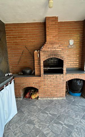 Casa à venda com 290m², 3 quartos e 3 vagasChurrasqueira