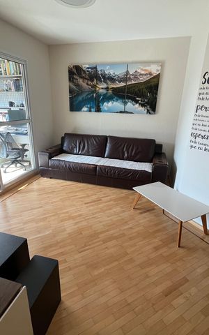 Apartamento à venda com 79m², 3 quartos e 2 vagas Apartamento à venda com 79m², 3 quartos e 2 vagasSala de TV