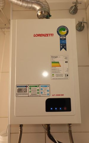 Apartamento à venda com 78m², 3 quartos e 1 vagaÁrea de Serviço - Aquecedor