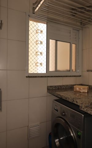 Apartamento à venda com 78m², 3 quartos e 1 vagaÁrea de Serviço