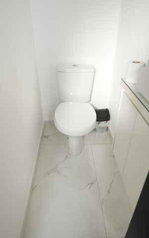 Apartamento à venda com 112m², 2 quartos e 2 vagasBanheiro de serviço
