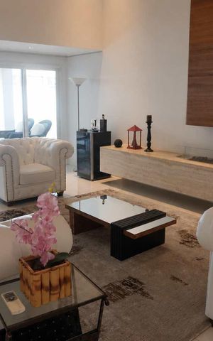 Casa de condomínio para alugar com 560m², 4 quartos e 4 vagas Casa de condomínio para alugar com 560m², 4 quartos e 4 vagasSala de Estar