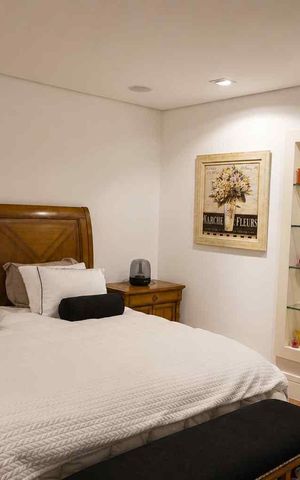 Casa de condomínio para alugar com 560m², 4 quartos e 4 vagas Casa de condomínio para alugar com 560m², 4 quartos e 4 vagasSuíte 2