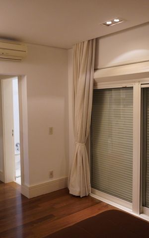 Casa de condomínio para alugar com 560m², 4 quartos e 4 vagasSuíte 3 