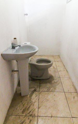 Casa à venda com 125m², 4 quartos e 2 vagasBanheiro - Casa 4
