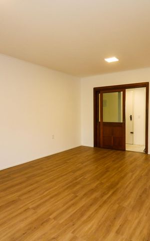 Apartamento para alugar com 126m², 3 quartos e 2 vagas Apartamento para alugar com 126m², 3 quartos e 2 vagasSala