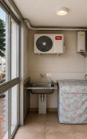 Apartamento à venda com 36m², 1 quarto e 1 vaga Apartamento à venda com 36m², 1 quarto e 1 vagaVaranda