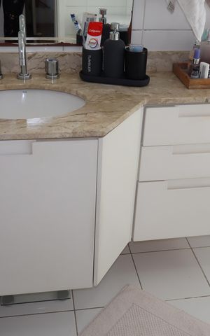 Apartamento à venda com 130m², 3 quartos e 2 vagasBanheiro suíte