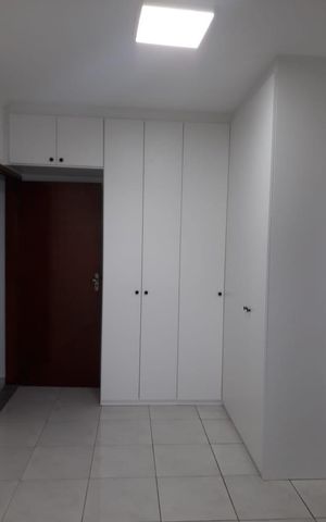 Apartamento para alugar com 173m², 3 quartos e 2 vagas Apartamento para alugar com 173m², 3 quartos e 2 vagasQuarto