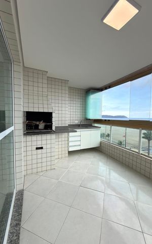 Apartamento para alugar com 173m², 3 quartos e 2 vagas Apartamento para alugar com 173m², 3 quartos e 2 vagasVaranda
