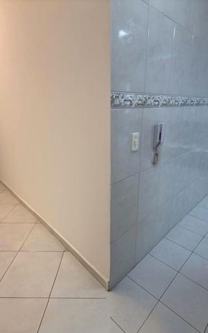 Apartamento para alugar com 173m², 3 quartos e 2 vagas Apartamento para alugar com 173m², 3 quartos e 2 vagasCozinha