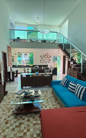 Casa de condomínio para alugar com 300m², 5 quartos e 10 vagas Casa de condomínio para alugar com 300m², 5 quartos e 10 vagasSala