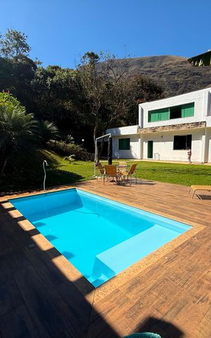 Casa de condomínio para alugar com 300m², 5 quartos e 10 vagas Casa de condomínio para alugar com 300m², 5 quartos e 10 vagaspis