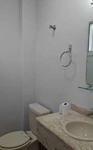 Casa de condomínio para alugar com 120m², 3 quartos e 2 vagas Casa de condomínio para alugar com 120m², 3 quartos e 2 vagasBanheiro