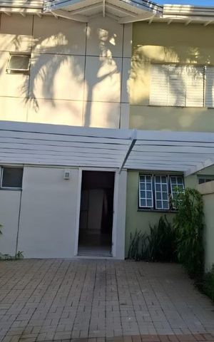 Casa de condomínio para alugar com 120m², 3 quartos e 2 vagas Casa de condomínio para alugar com 120m², 3 quartos e 2 vagasÁrea externa