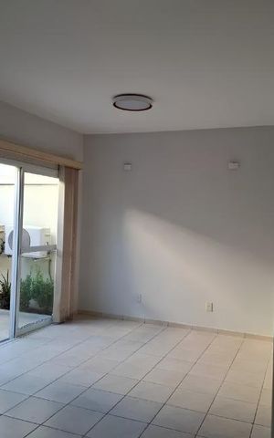 Casa de condomínio para alugar com 120m², 3 quartos e 2 vagas Casa de condomínio para alugar com 120m², 3 quartos e 2 vagasSala