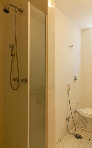 Apartamento para alugar com 90m², 2 quartos e 1 vaga Apartamento para alugar com 90m², 2 quartos e 1 vagaBanheiro
