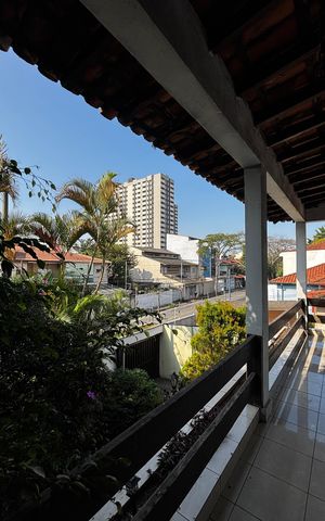 Casa para alugar com 580m², 4 quartos e 30 vagas Casa para alugar com 580m², 4 quartos e 30 vagasVaranda da Suíte 3