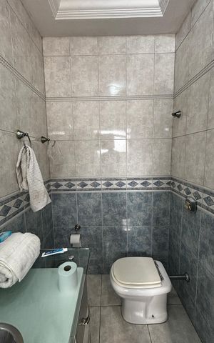 Casa para alugar com 580m², 4 quartos e 30 vagas Casa para alugar com 580m², 4 quartos e 30 vagasBanheiro da Suíte 2