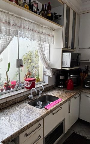 Casa para alugar com 580m², 4 quartos e 30 vagas Casa para alugar com 580m², 4 quartos e 30 vagasCopa/Cozinha