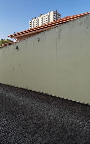 Casa para alugar com 580m², 4 quartos e 30 vagas Casa para alugar com 580m², 4 quartos e 30 vagasGaragem