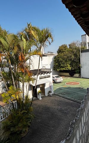 Casa para alugar com 580m², 4 quartos e 30 vagas Casa para alugar com 580m², 4 quartos e 30 vagasVaranda da área comum