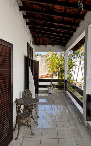 Casa para alugar com 580m², 4 quartos e 30 vagas Casa para alugar com 580m², 4 quartos e 30 vagasVaranda da Suíte 1