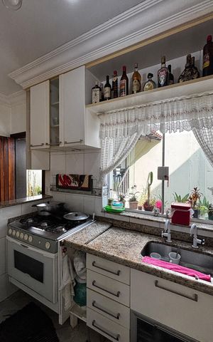 Casa para alugar com 580m², 4 quartos e 30 vagas Casa para alugar com 580m², 4 quartos e 30 vagasCopa/Cozinha