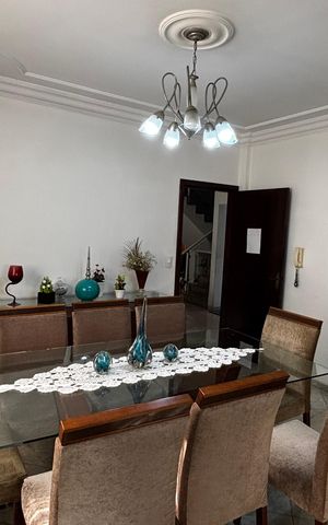 Casa para alugar com 580m², 4 quartos e 30 vagas Casa para alugar com 580m², 4 quartos e 30 vagasCopa/Cozinha