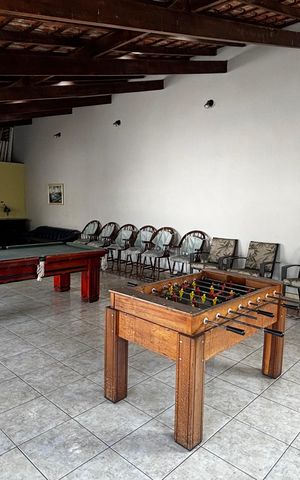 Casa para alugar com 580m², 4 quartos e 30 vagas Casa para alugar com 580m², 4 quartos e 30 vagasÁrea comum